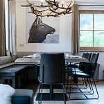 Petra Chalet