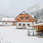 Chalet Petra *
