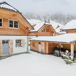 Chalet Petra