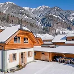 Petra Domek alpejski *